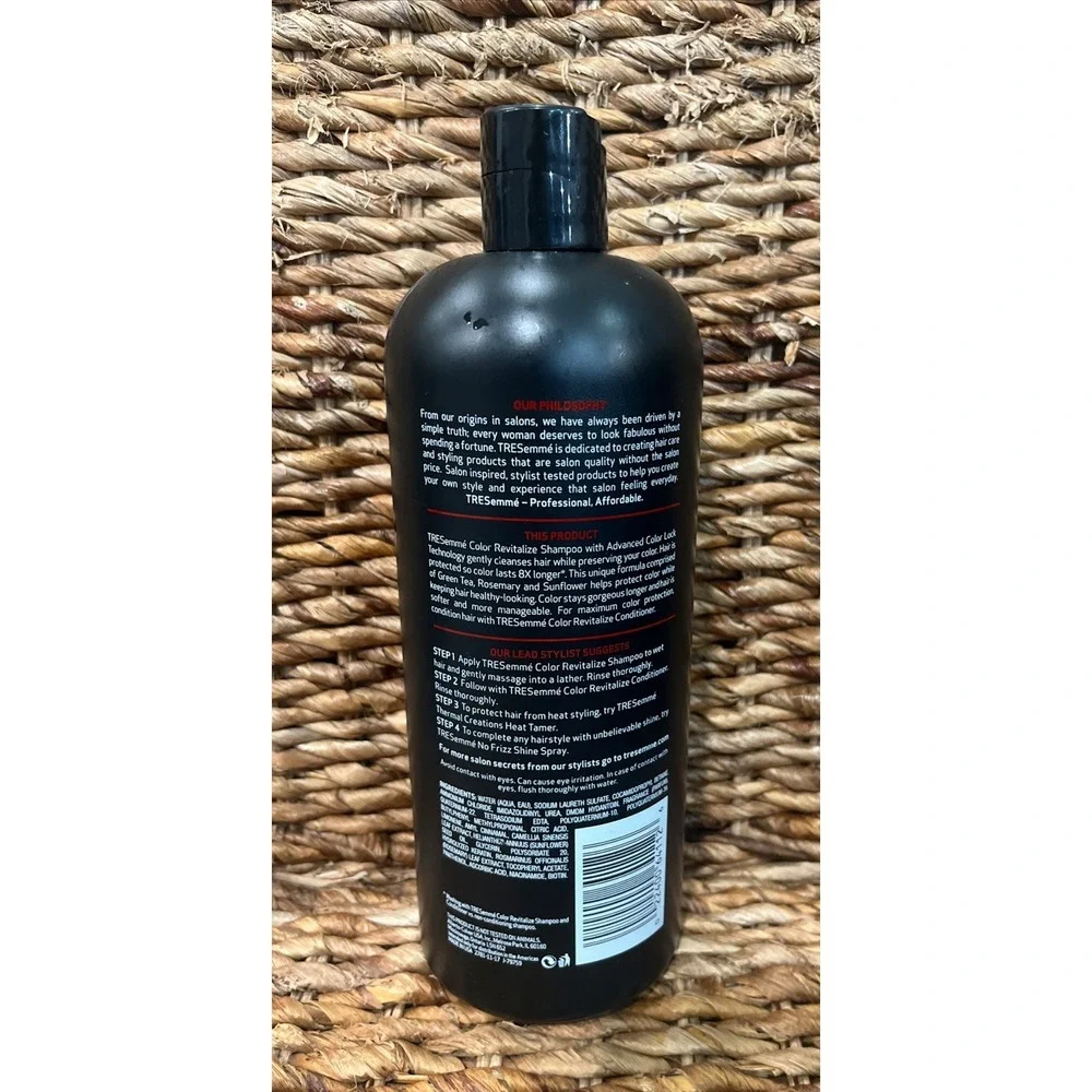 Tresemme Professional Color Revitalize Shampoo Treated Hair Protection 32oz‎ NEW
